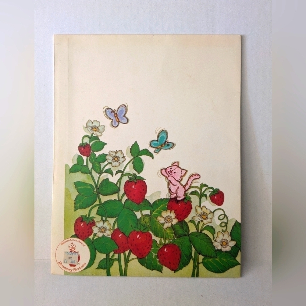 Rare Vintage STRAWBERRY SHORTCAKE Folder, like new - Picture 2 of 3